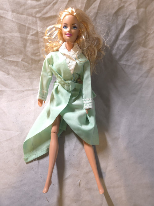 1998 Barbie Doll - Fashion Ave Lingerie - In Blue Robe