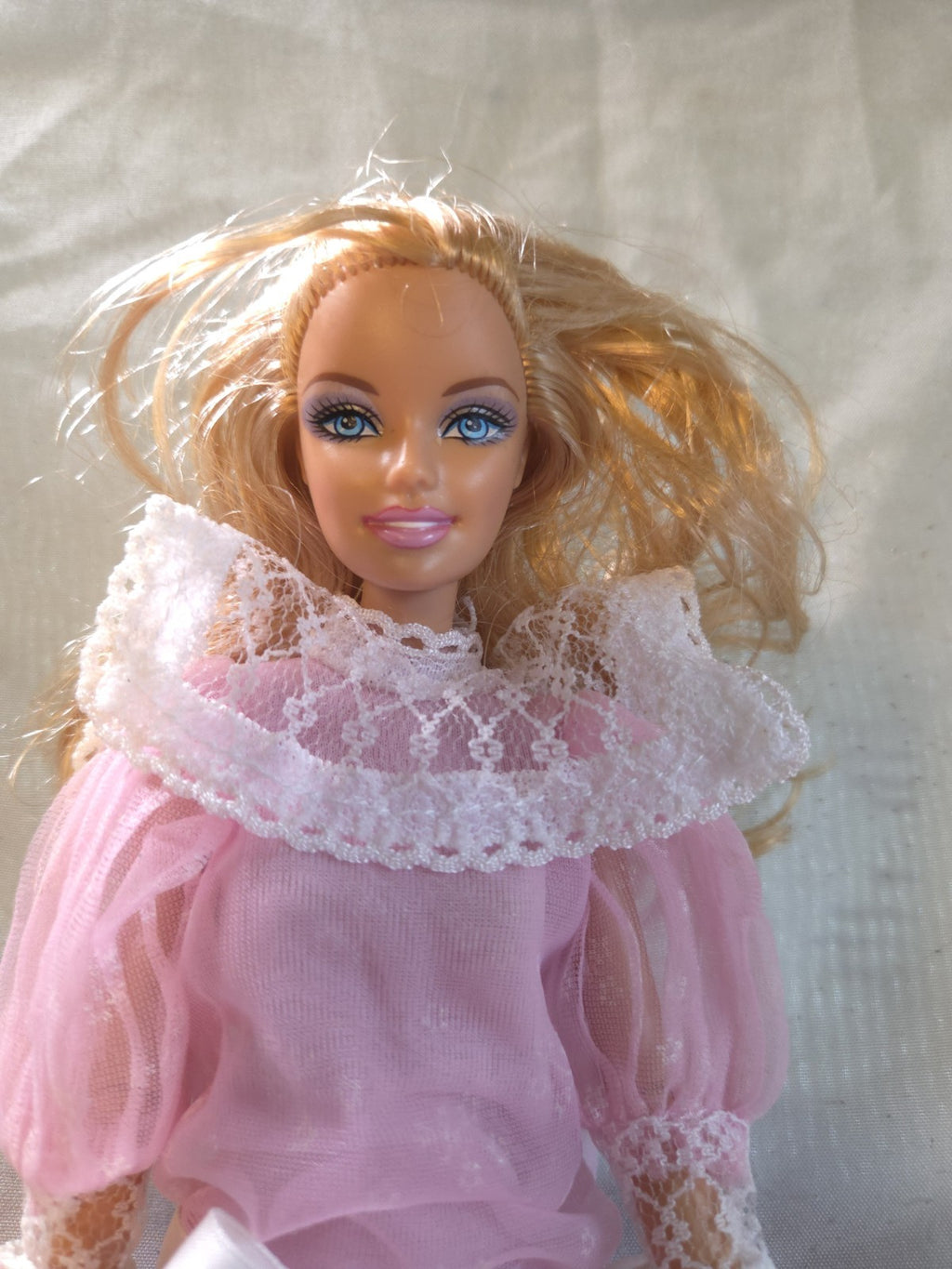 vintage 1984 Mattel Barbie Heart Family Mom doll wearing her original pink gown