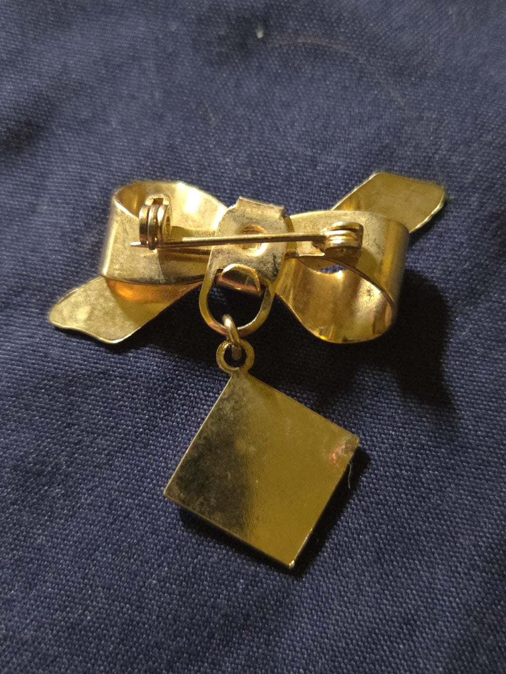 Vintage BSA Cub Scouts Den Mothers Gold Tone Ribbon Bow Brooch