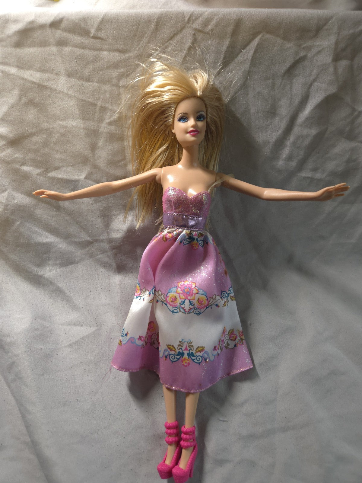 1998 Barbie Doll - Tea Time Princess