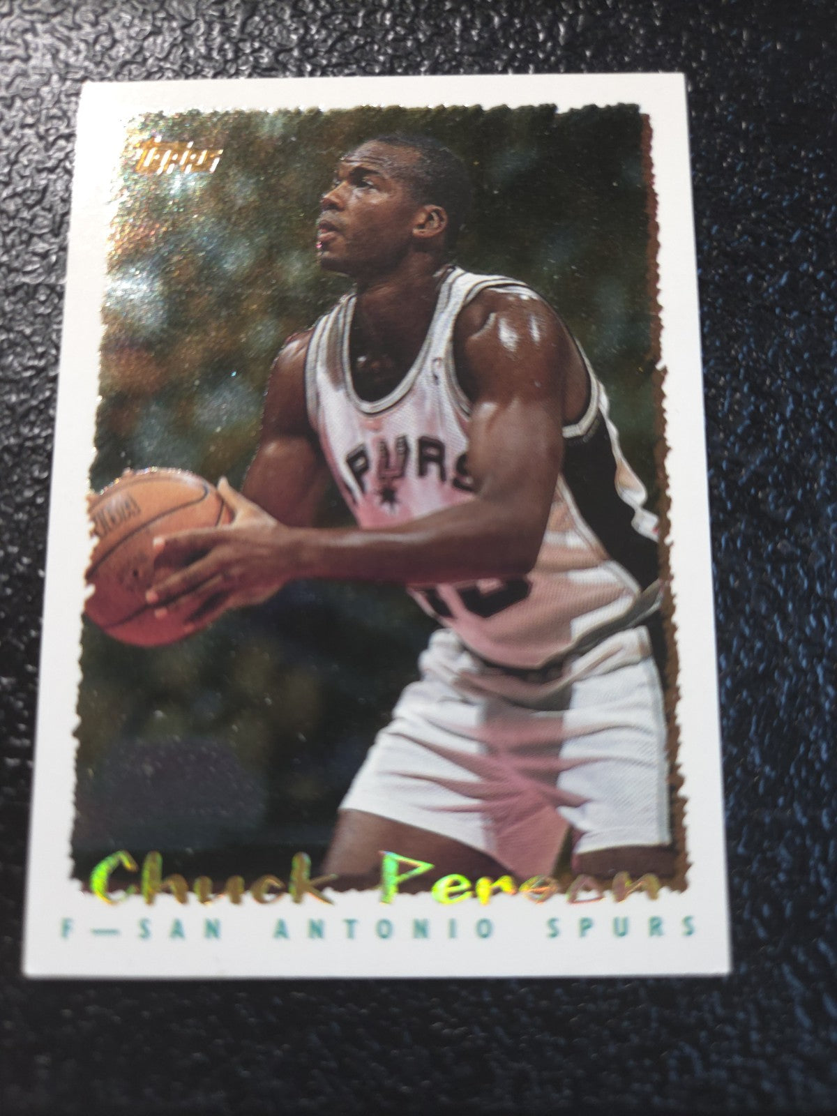 NBA -Chuck Person - 1994-95 Topps -  #287 - Spectralight - San Antonio Spurs -NM