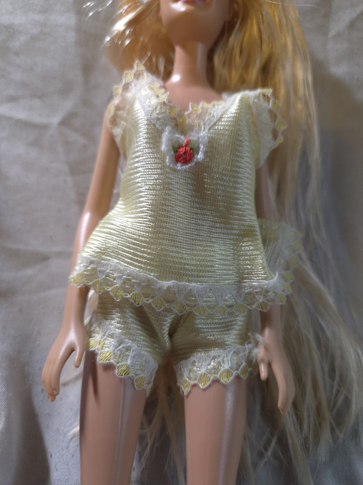 1998 Barbie Doll Wearing Yellow Pajamas