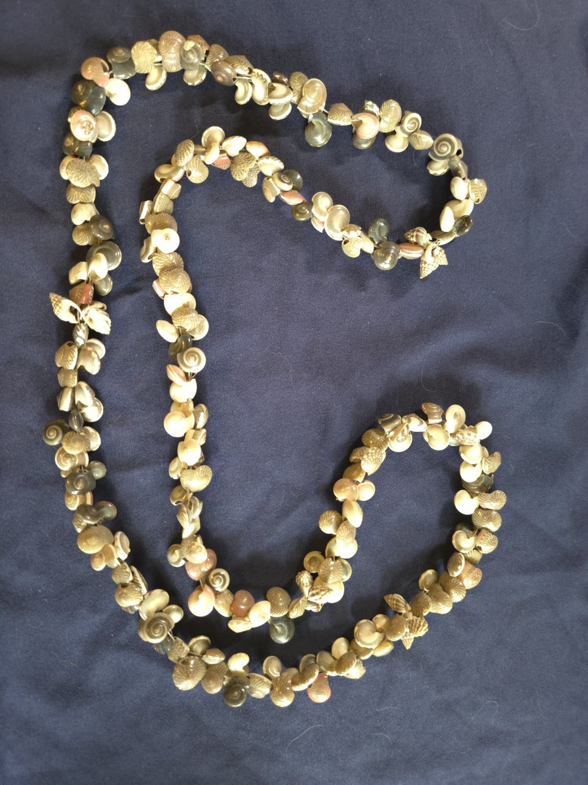 Vintage Estate Jewelry - Seashell Necklace 36" Pullover Mini Conch Shells