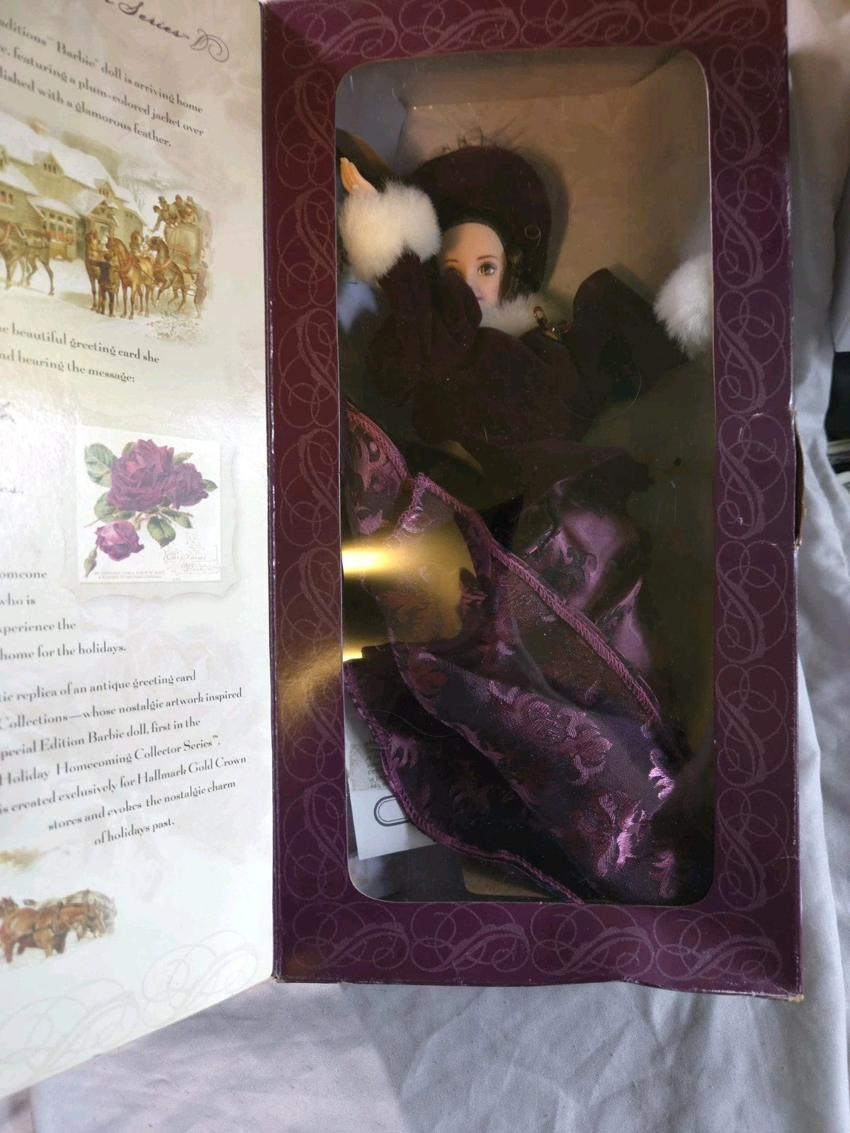 Barbie - 1996 Hallmark Holiday Traditions Doll,  Non-Mint Box