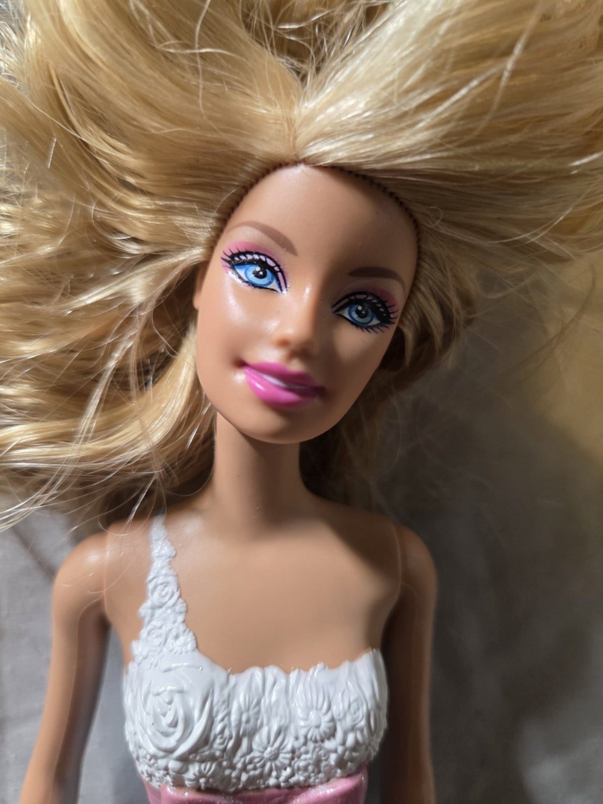 2010 Swimsuit Barbie