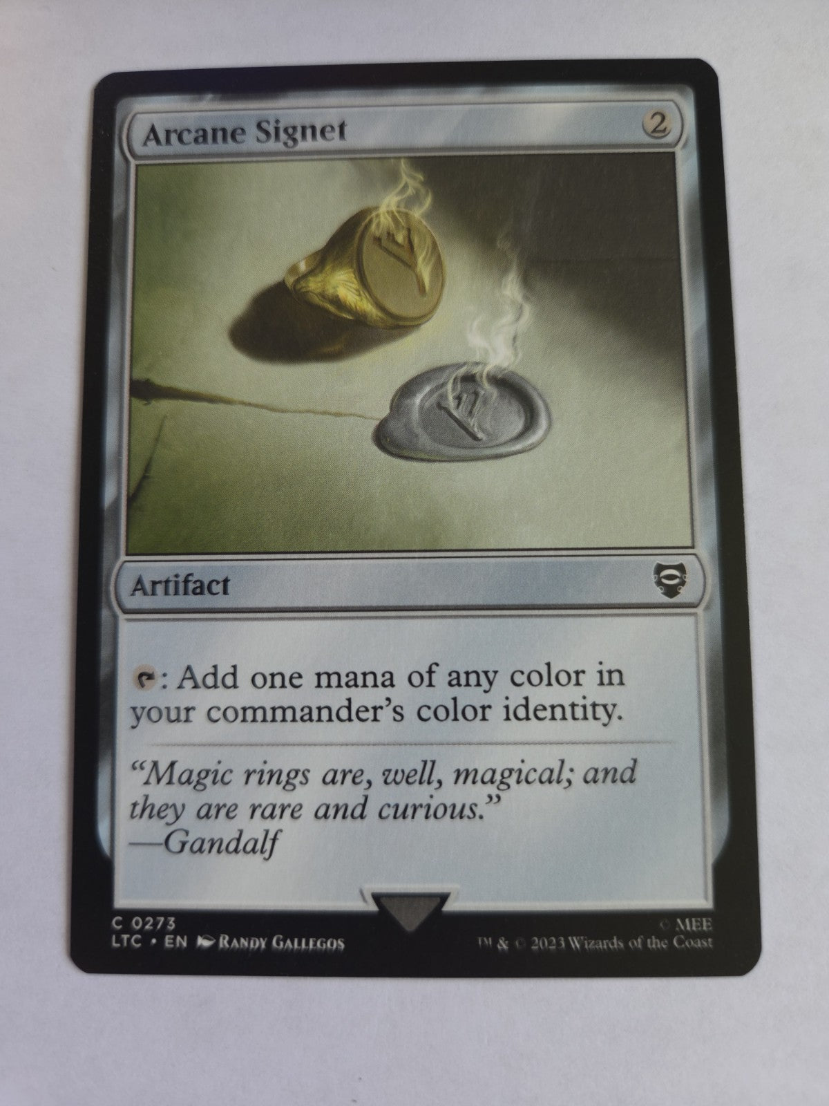 Arcane Signet Commander: the Lord of the Rings: Tales of Middle-Earth Regular