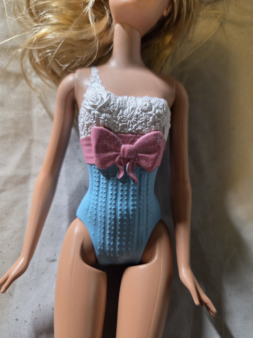 2010 Swimsuit Barbie