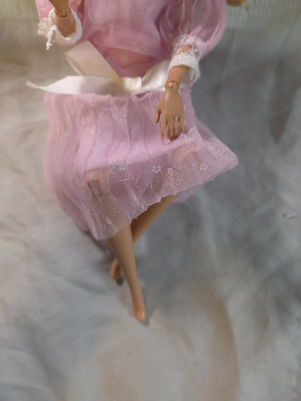 vintage 1984 Mattel Barbie Heart Family Mom doll wearing her original pink gown