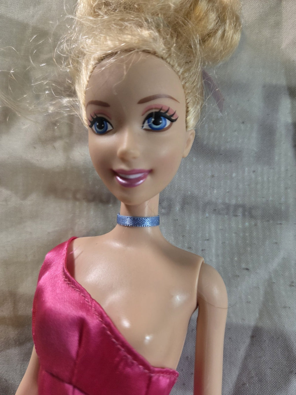 2011 Barbie In Pink Satin Dress And Heels