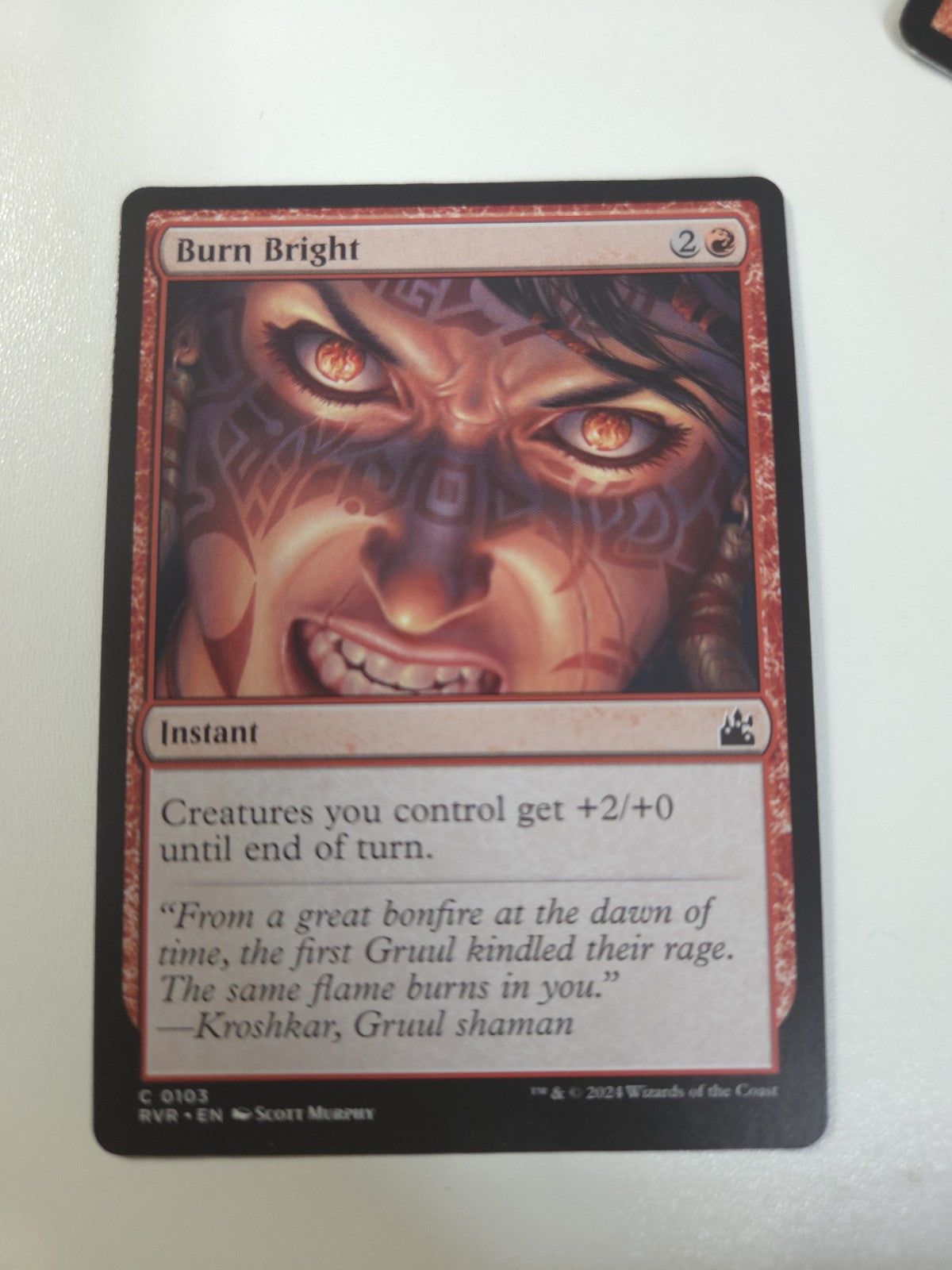 MTG - Burn Bright - Ravnica Remastered - C - 102 - NM