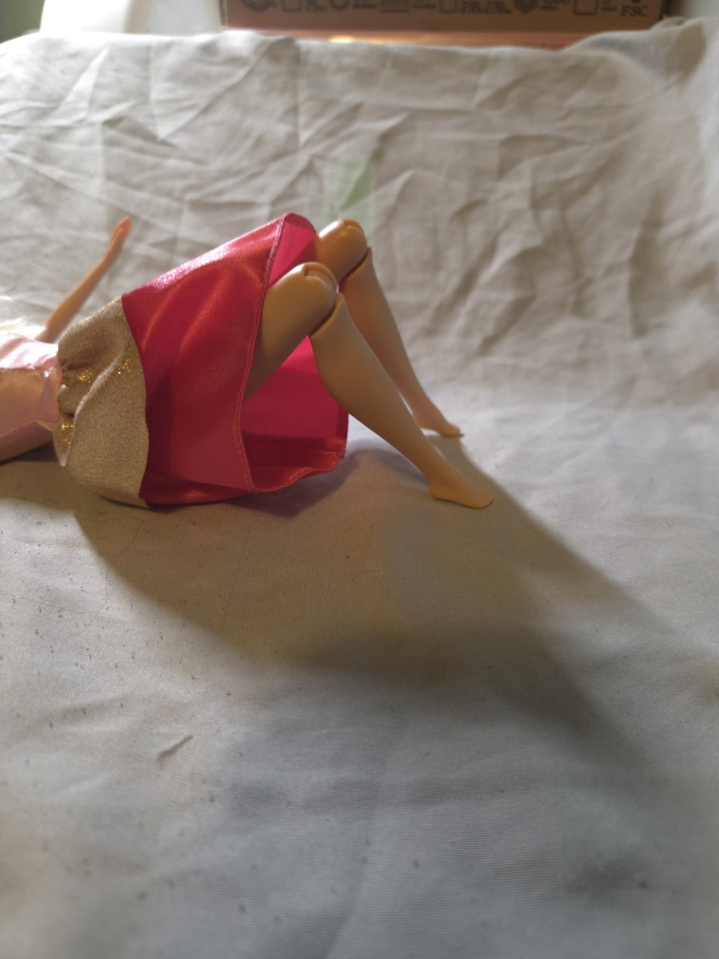 1998 Barbie Doll - 12 Dancing Princesses