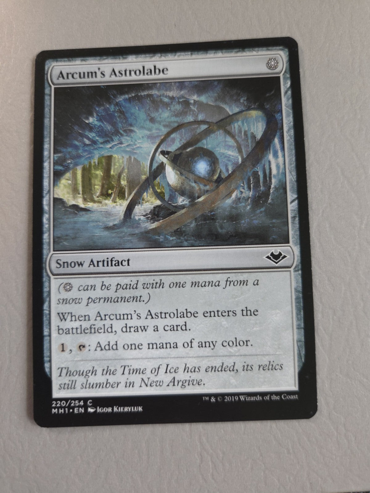 MTG - Arcum's Astrolabe - Modern Horizons - Regular - C - 220 - NM