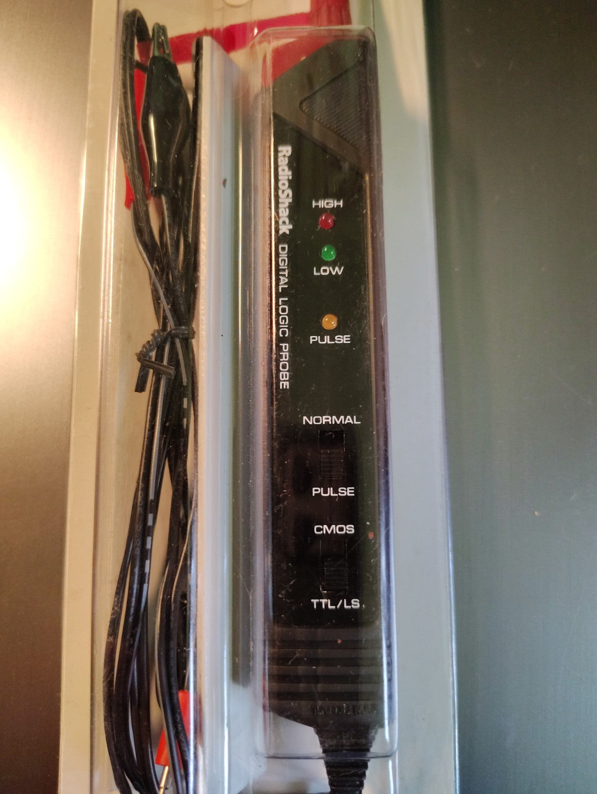Radio Shack Digital Logic Probe Model No. 22-303A - Unopened - New Old Stock
