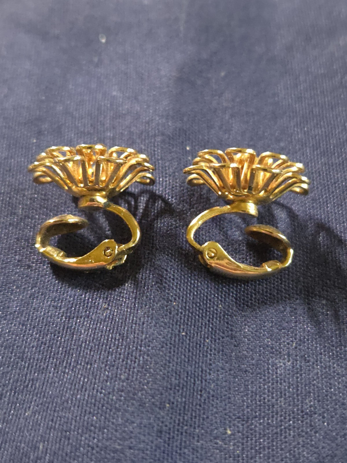 Vintage Estate Jewelry - Trifari Goldtone 3-D Flower Clip Earrings