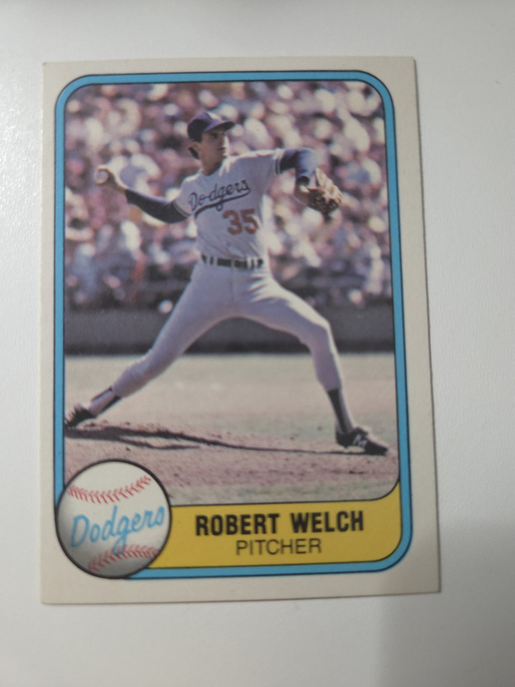 MLB - 1981 Fleer - Bob Welch - #120 "Robert" on Back - LOS ANGELES DODGERS - NM