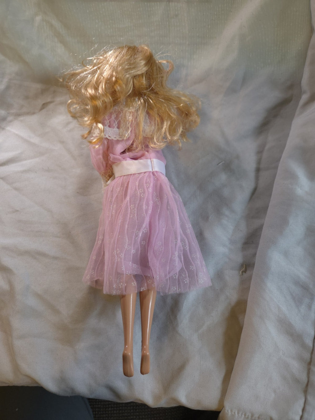vintage 1984 Mattel Barbie Heart Family Mom doll wearing her original pink gown
